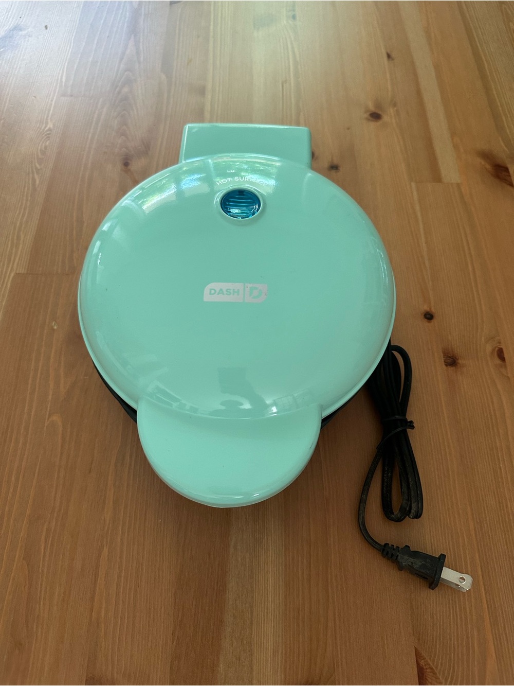 Dash Aqua Mini Donut Maker - Compact Electric Donut Maker Iron